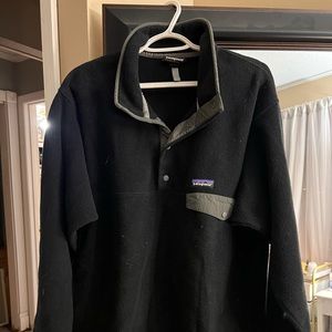 Mens patagonia pullover size large